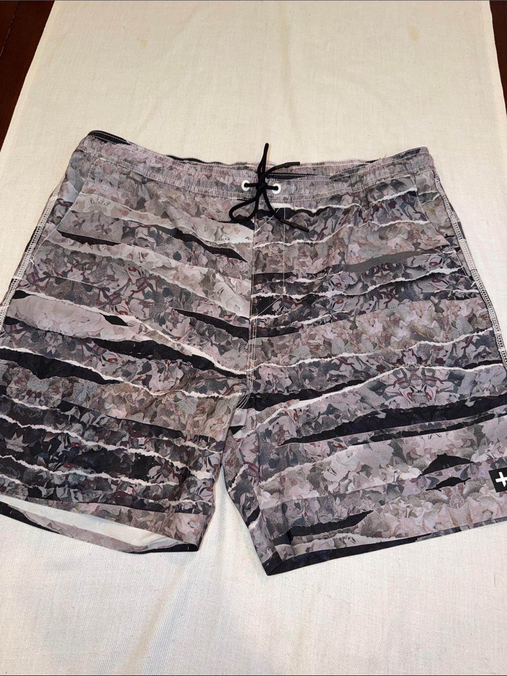 Tavik Pool Shorts EUC SZ XL
